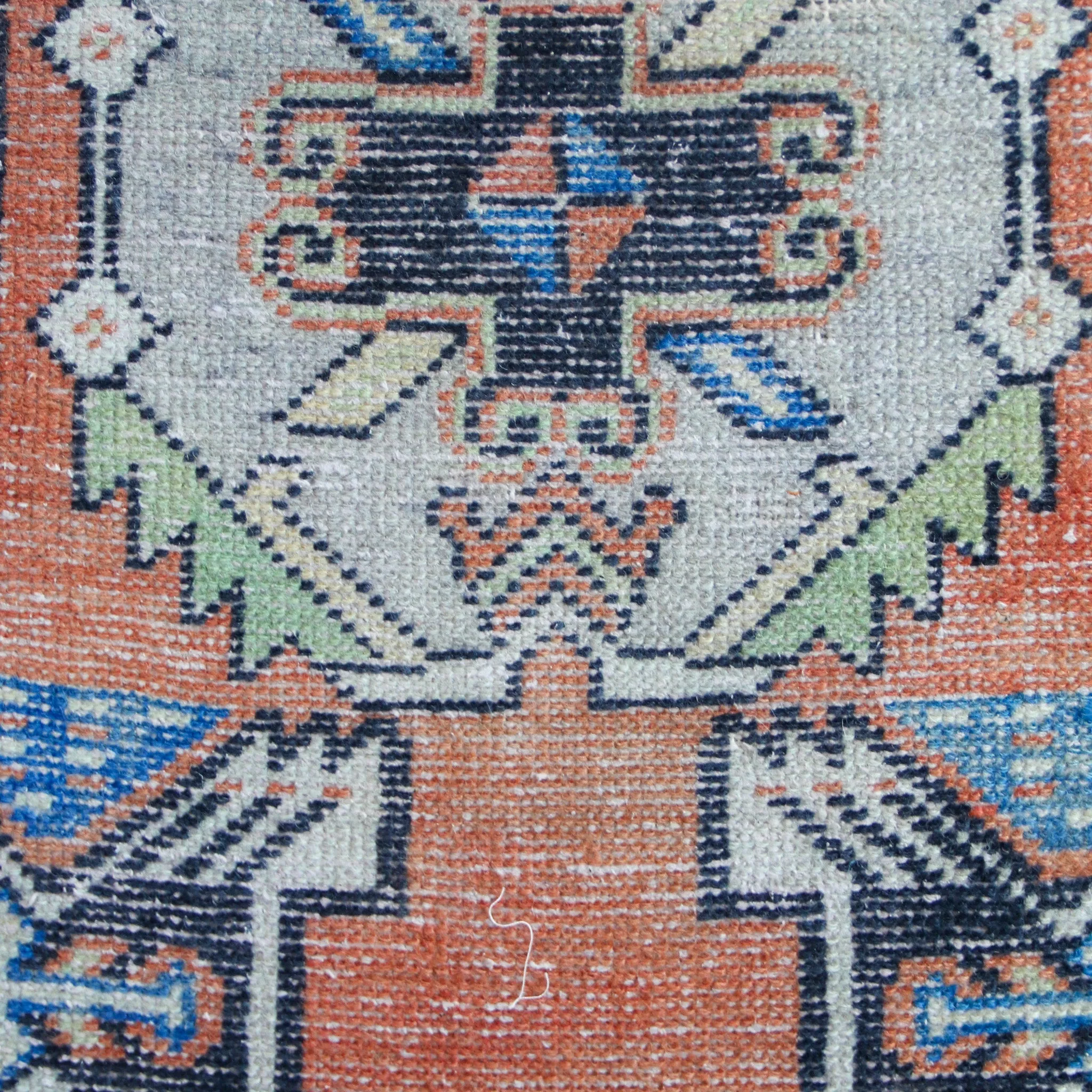7259 Handwoven Vintage Rug 1'8x3