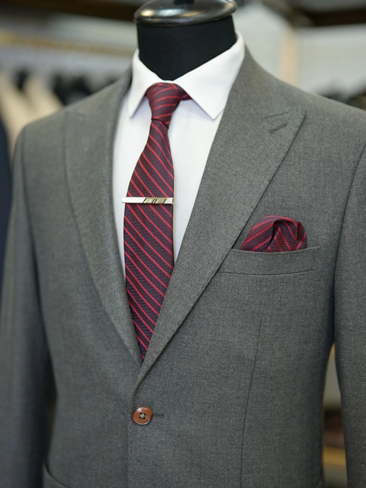 Brabion Vicenza Dark Gray Slim Fit 2 Piece Suit - Elevate Your Wardrobe