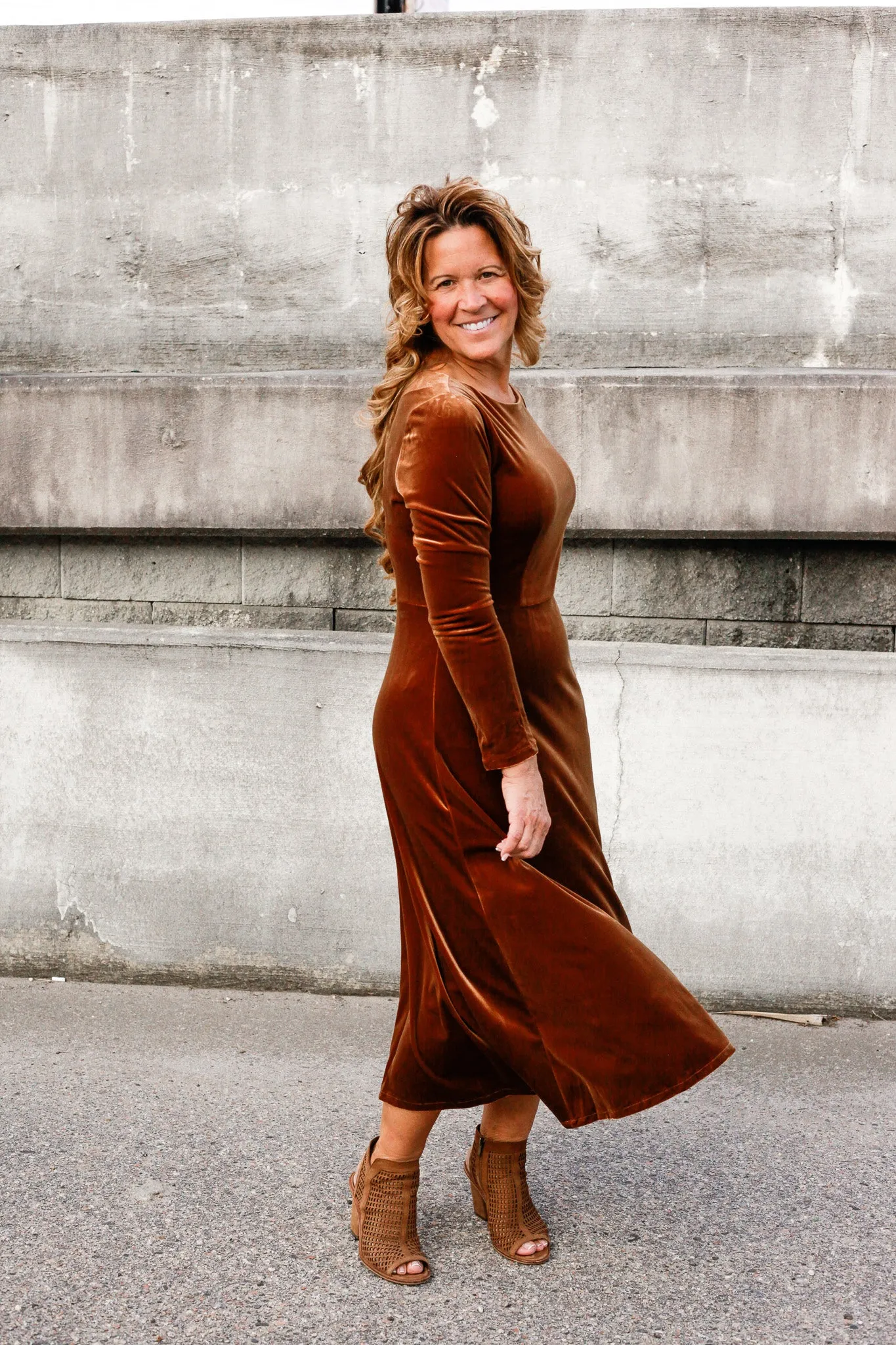 Ciara Velvet Dress