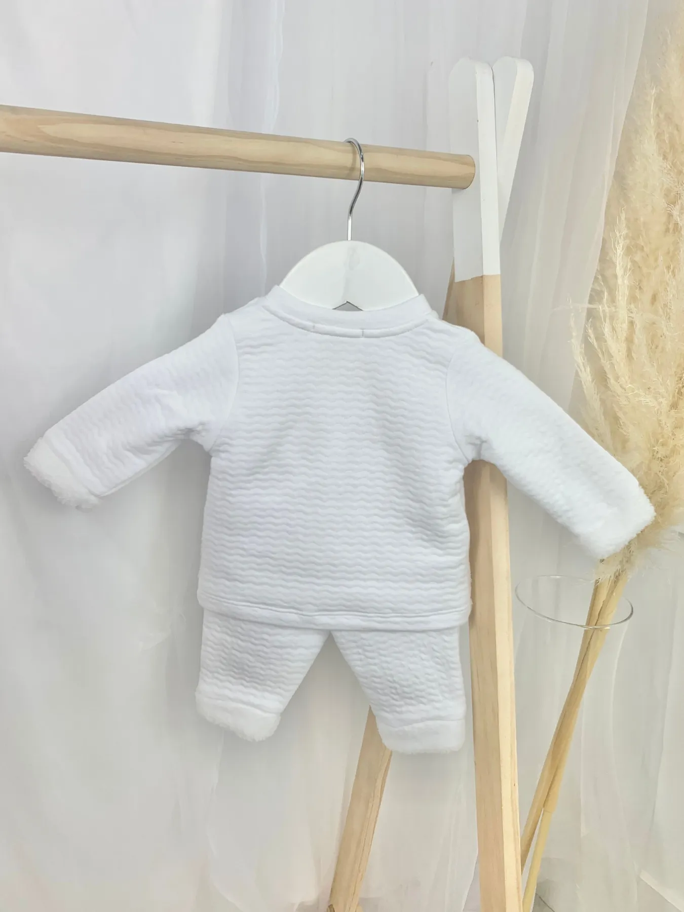 Deolinda Snowy Outfit Set - White