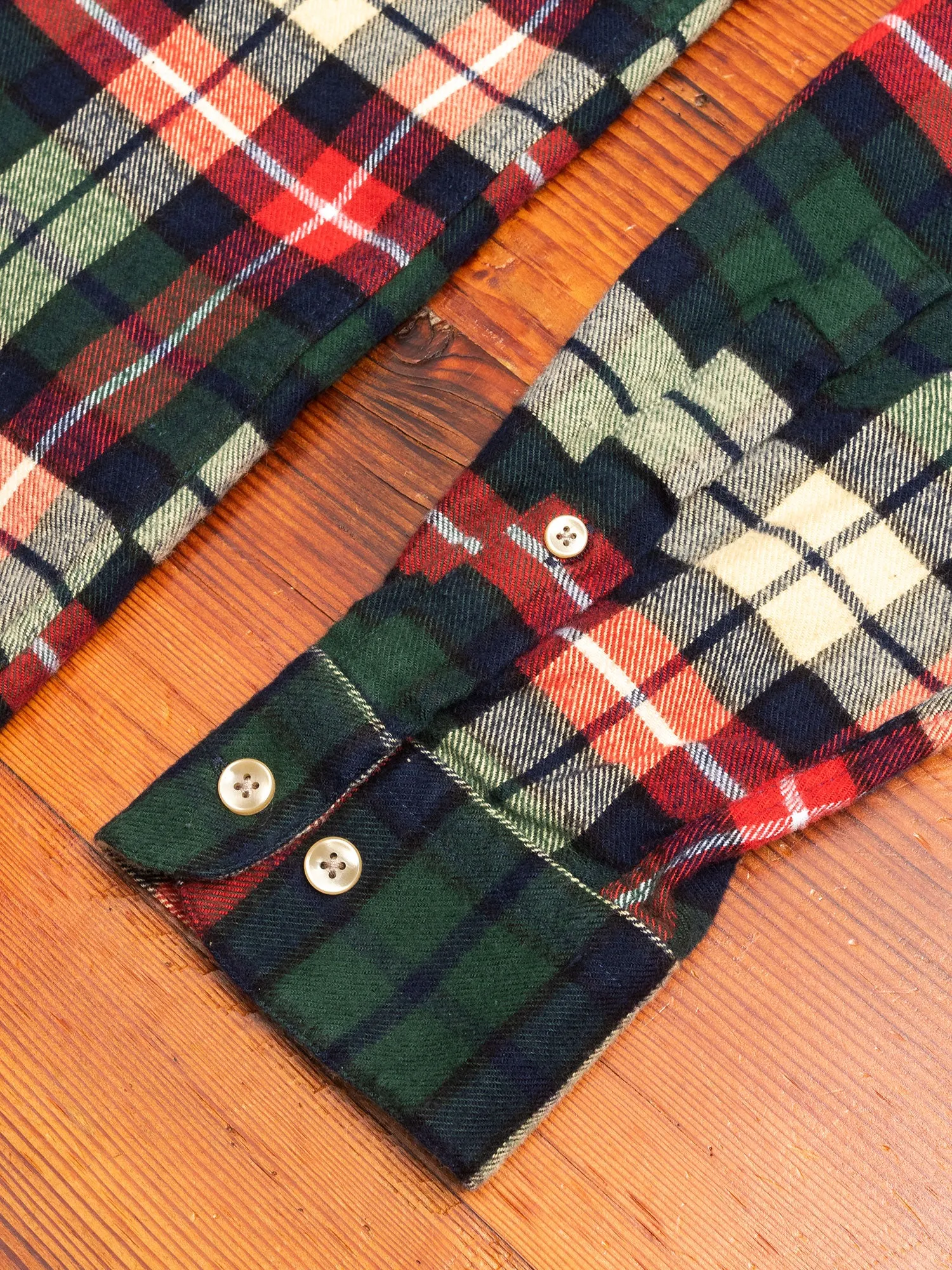 Fantos Button-Up Shirt in Green