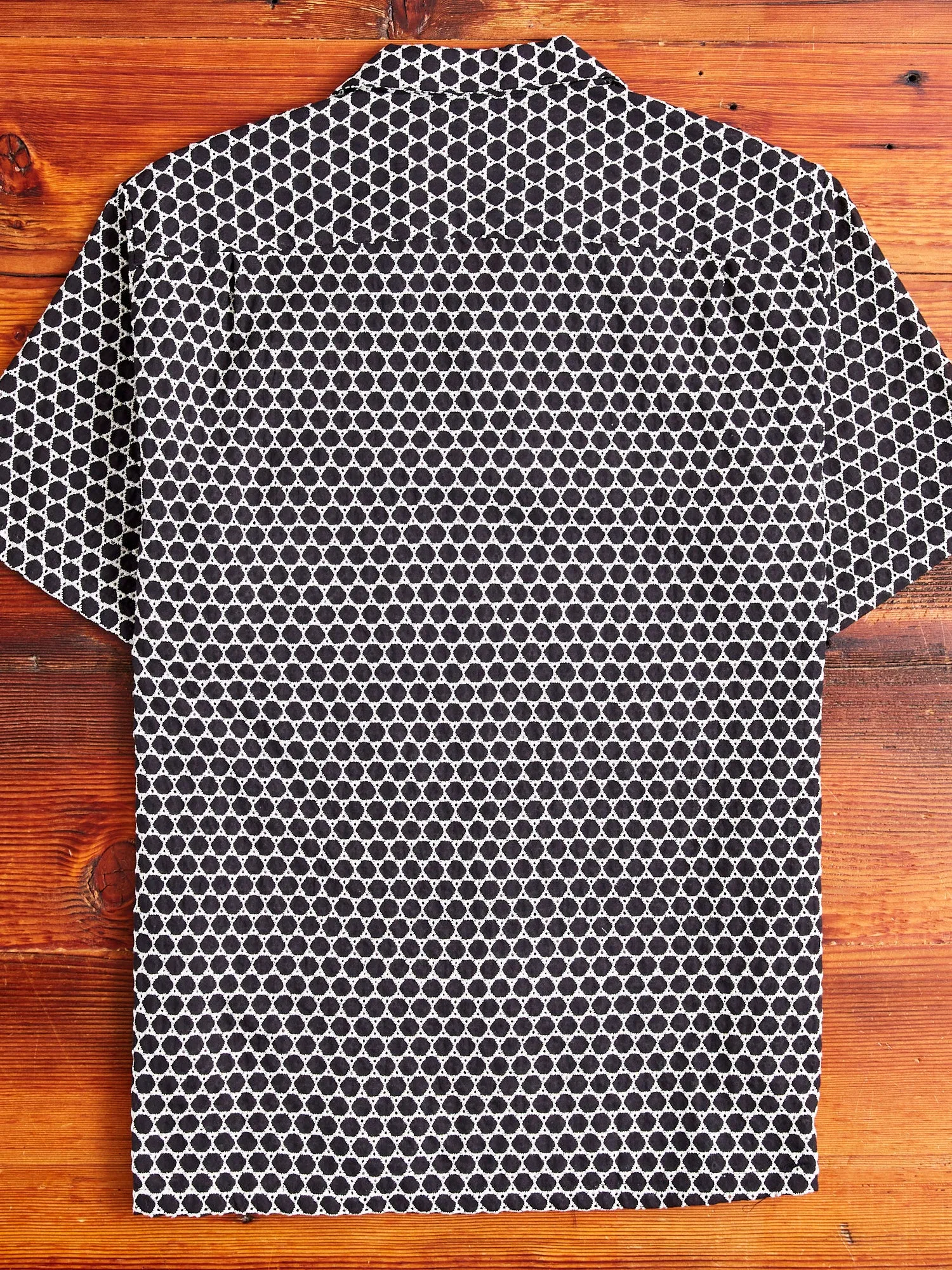 Folc Button-Up Shirt in Black
