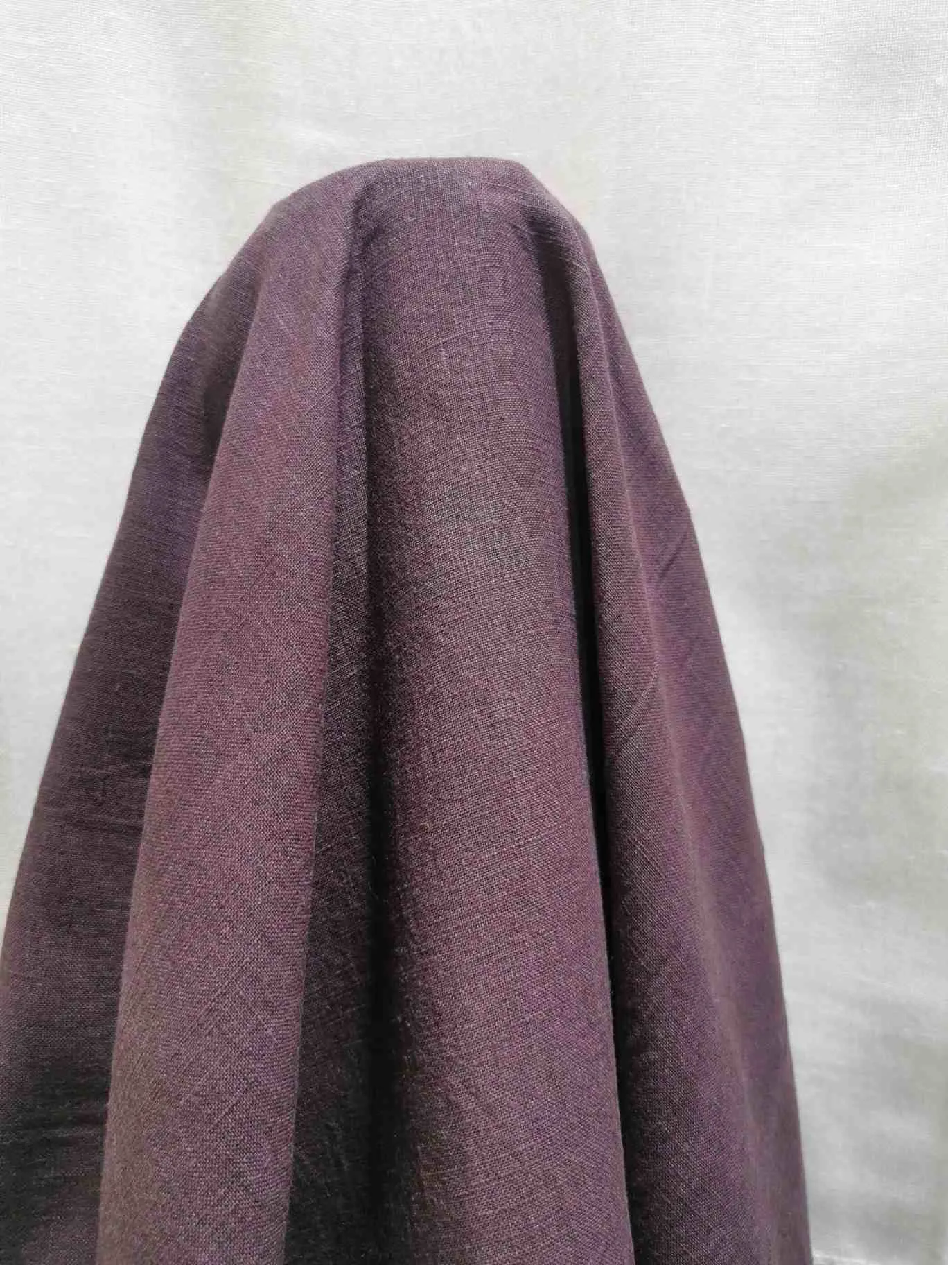 Heavyweight Linen Antique Wash, Raisin