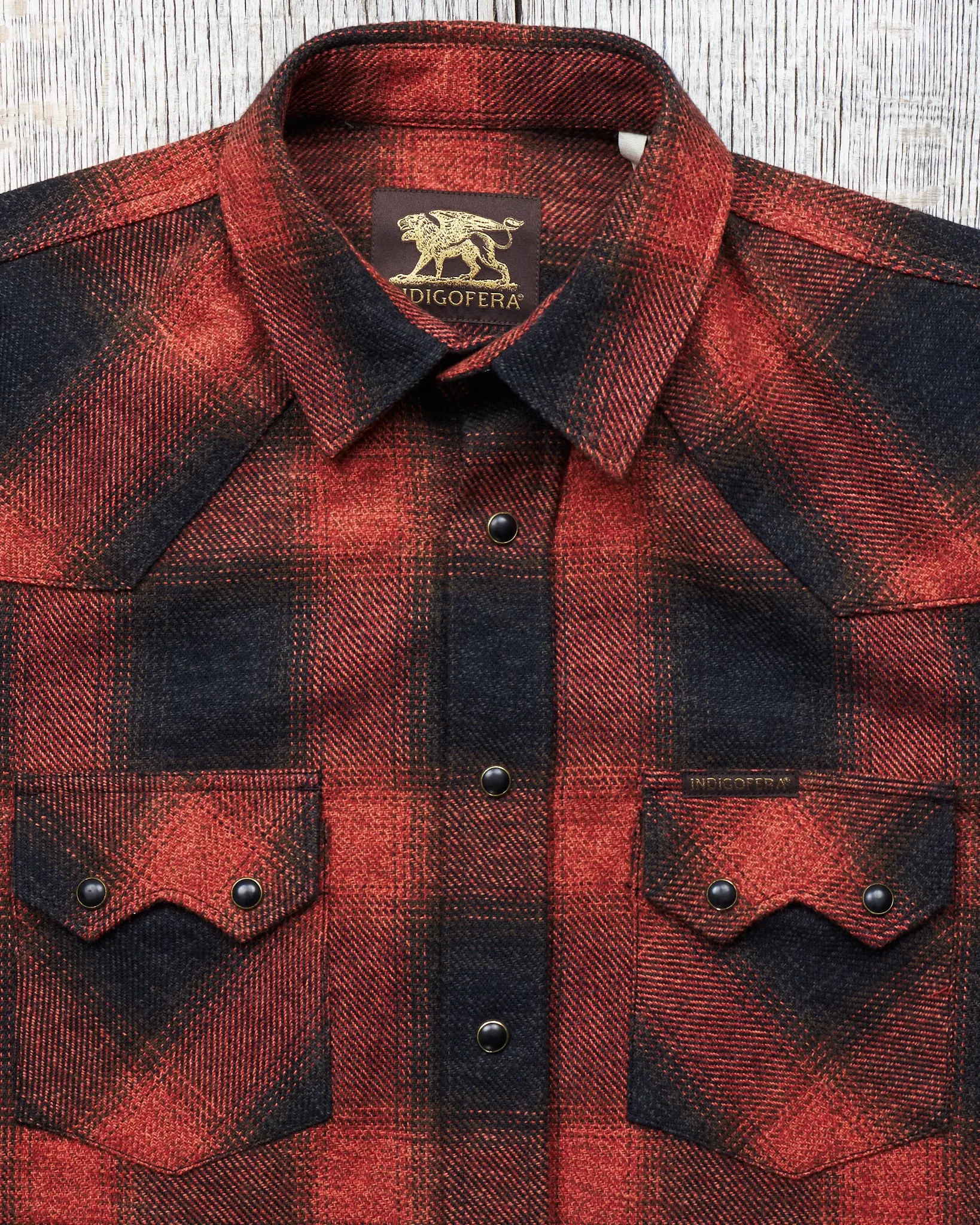 Indigofera Dollard Shirt Black / Red Shadow Plaid