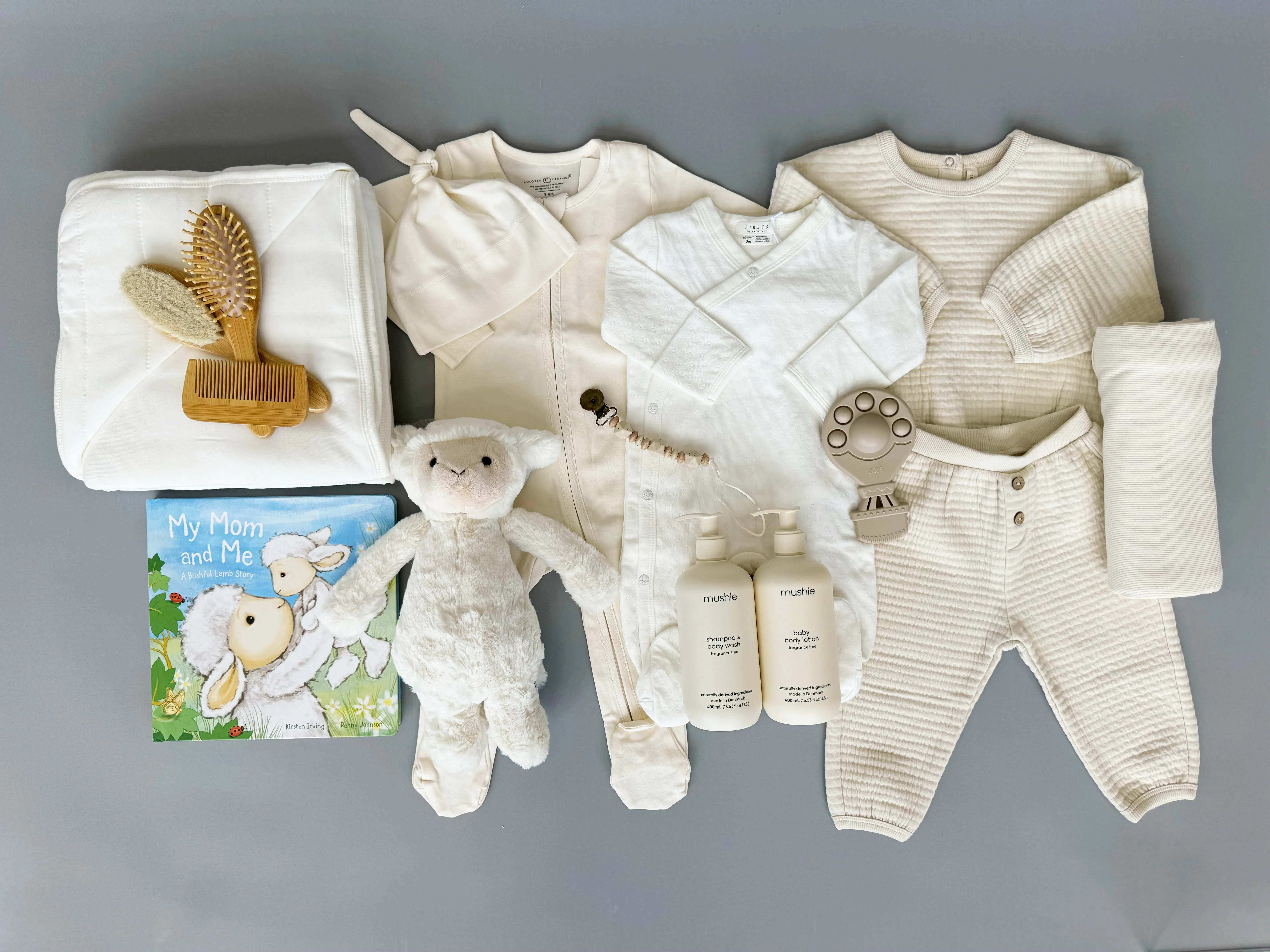 Medium Lamb Gift Set | Neutral