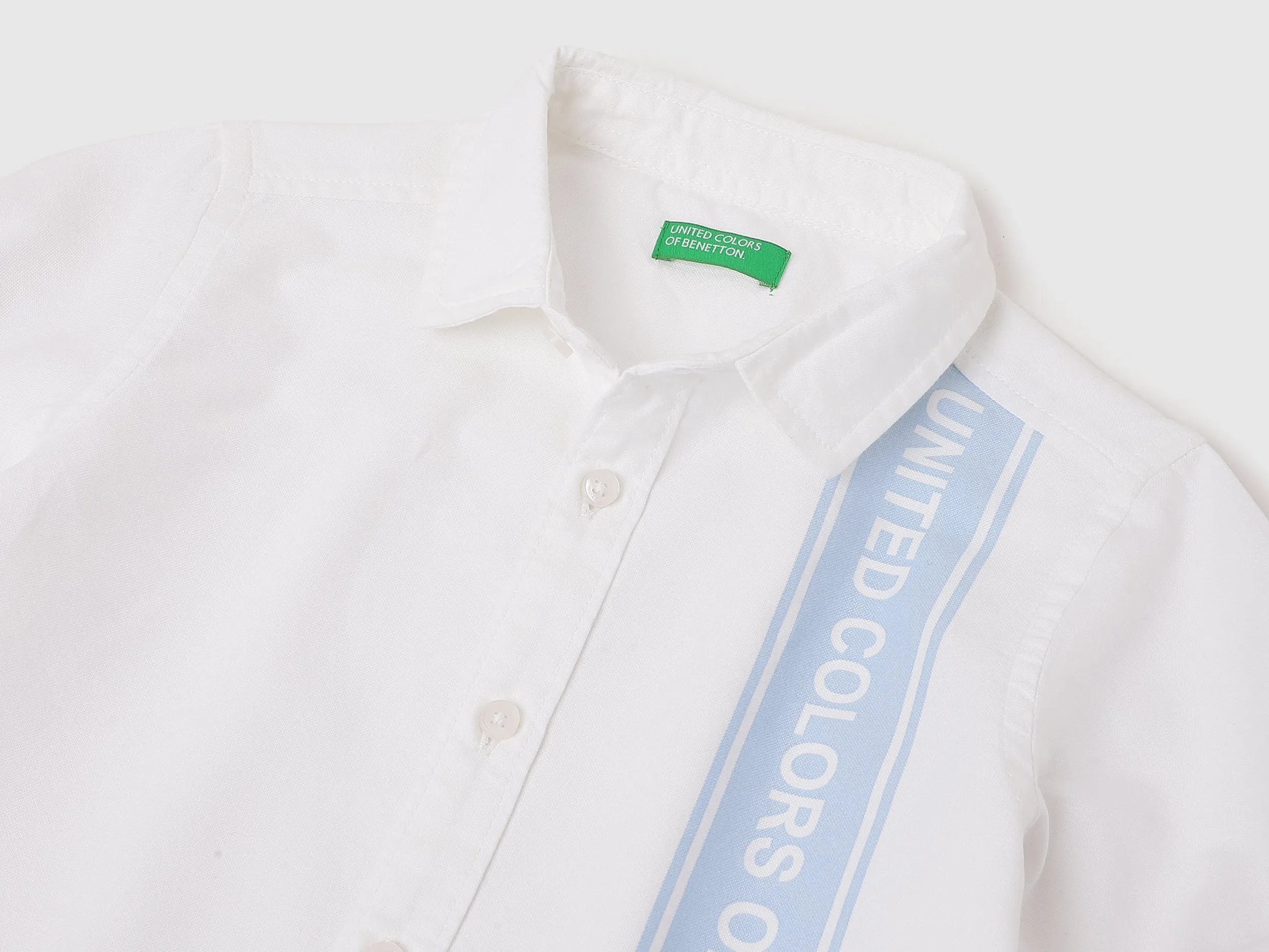 Regular Fit Spread Collar Printed Oxford Shirt