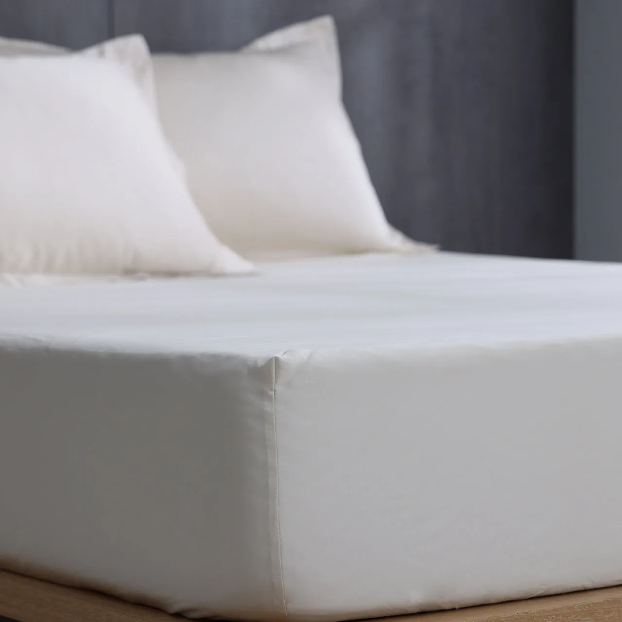 TENCEL™ Lyocell Fitted Sheet Set Heritage Collection by Robinsons