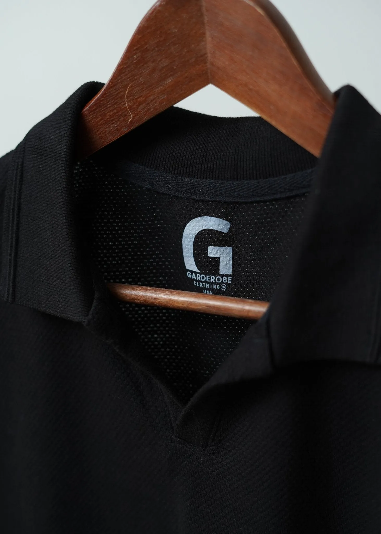 TEXTURED KINT BLACK POLO SHIRT