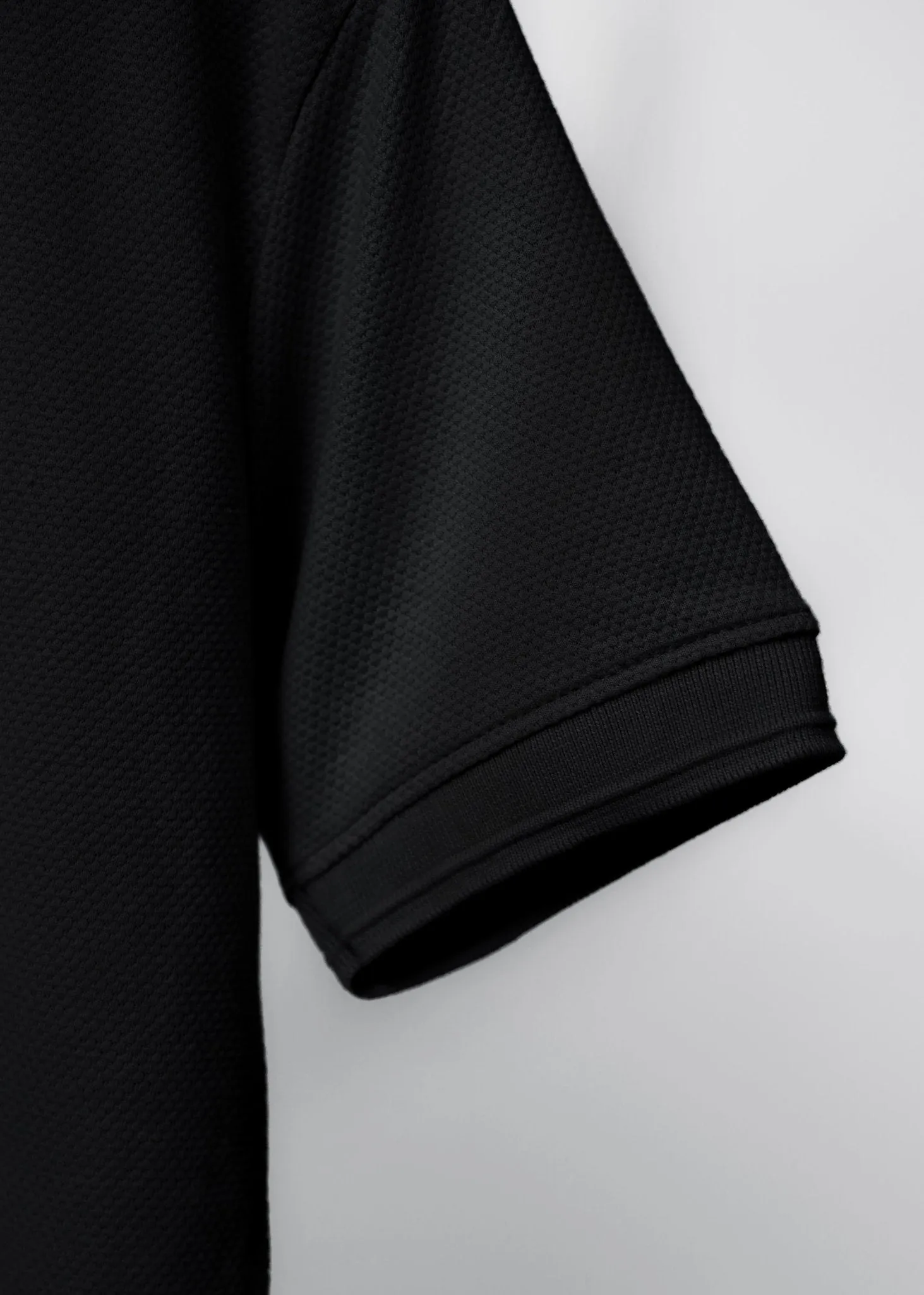TEXTURED KINT BLACK POLO SHIRT