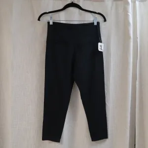 Tuff Athletics - Capri Leggings (Women's Small)