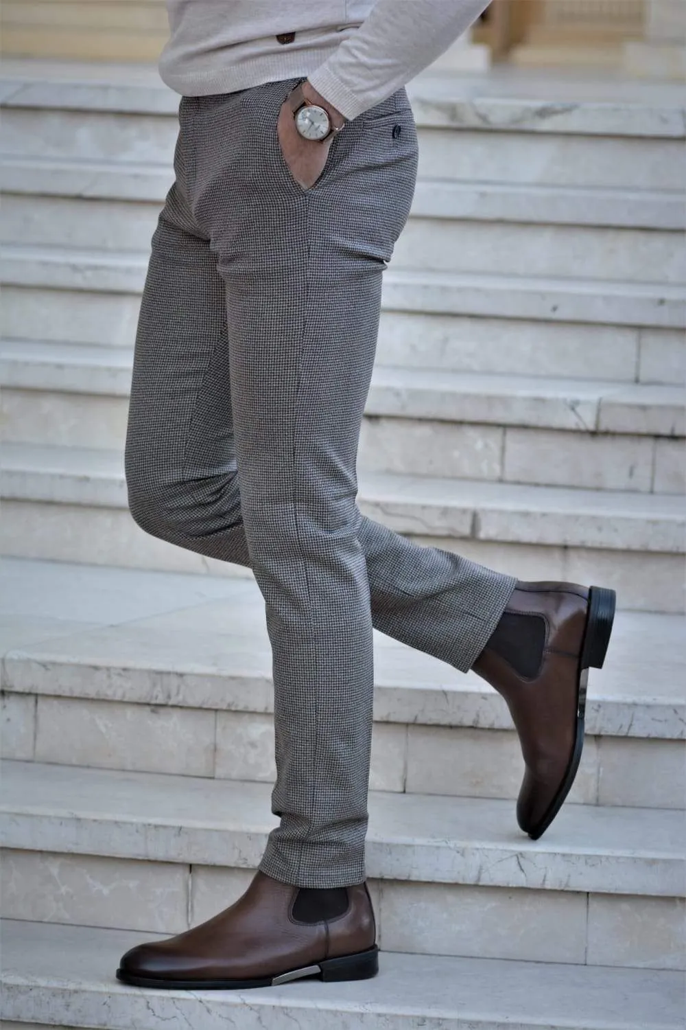 Vicenza Slim-fit Plaid Pants Beige - Ideal for Every Occasion