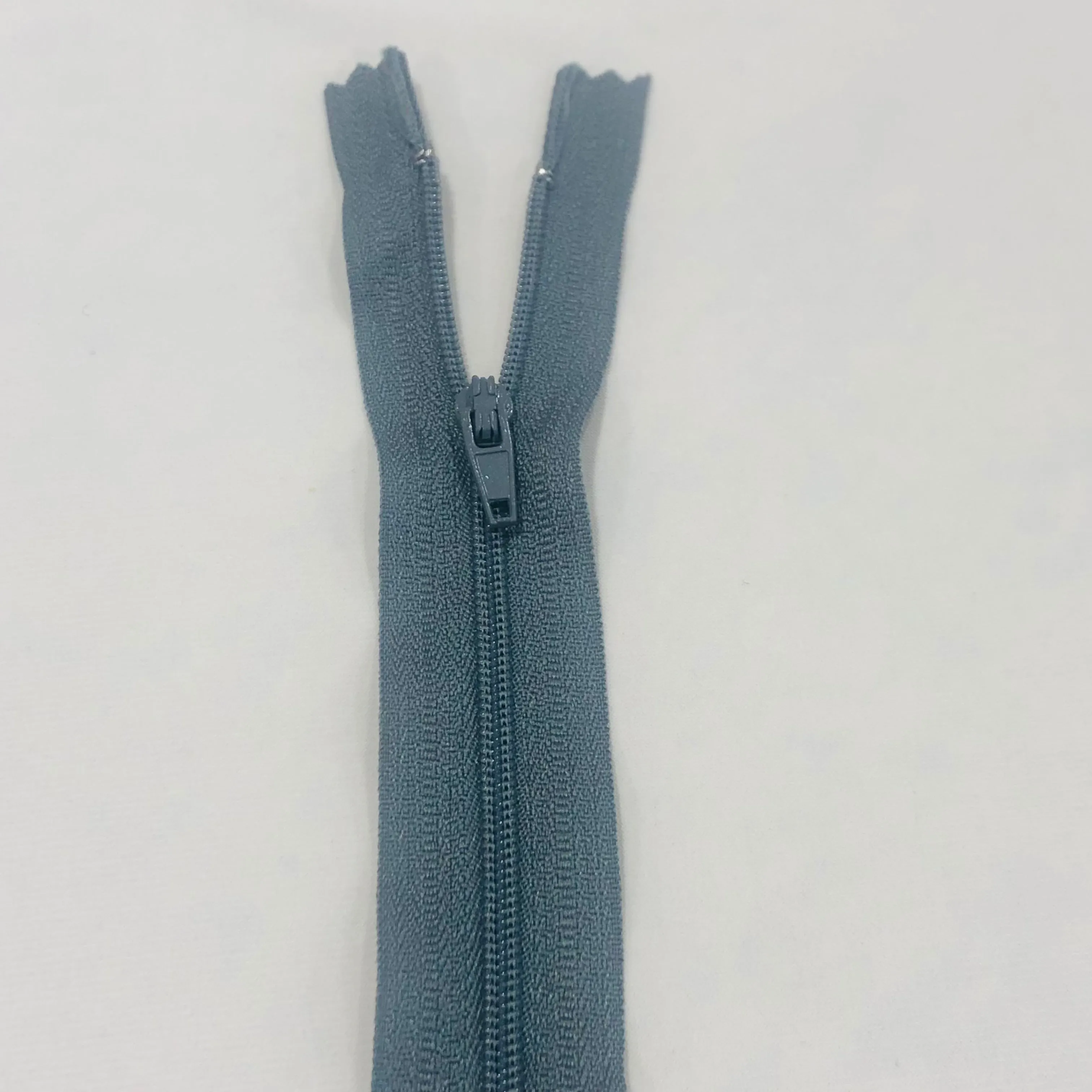 Vizzy Dress Zip - 15cm
