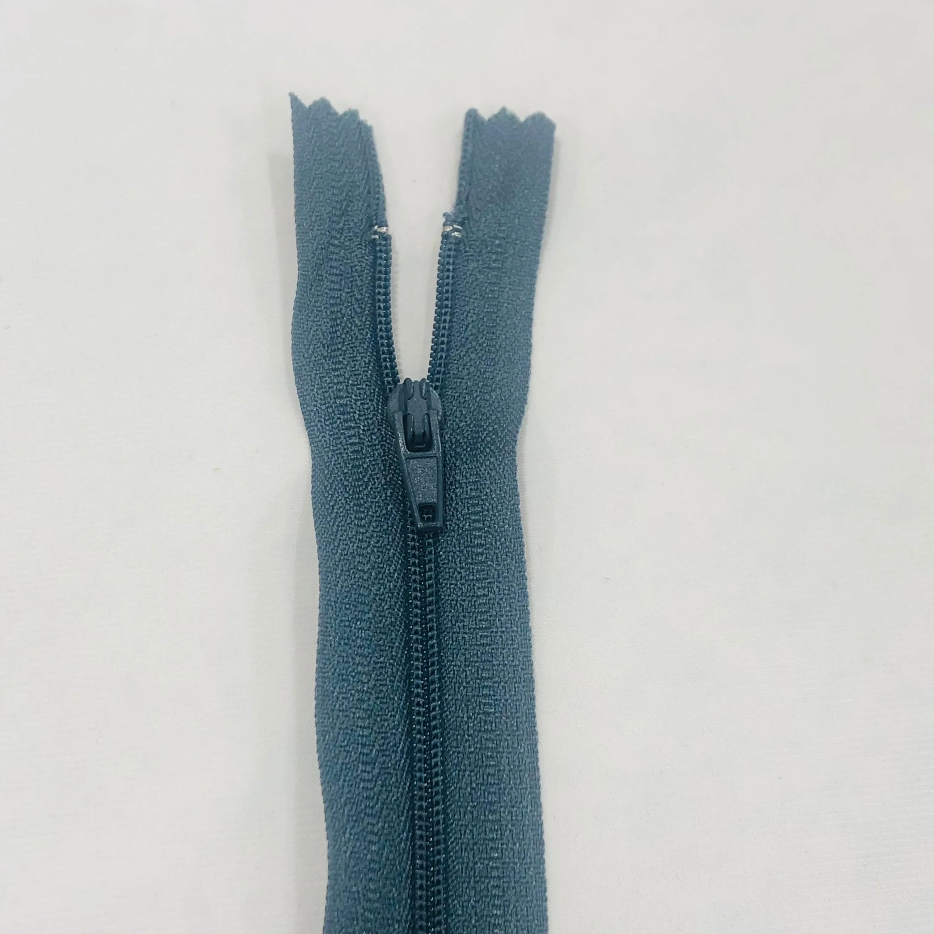 Vizzy Dress Zip - 15cm