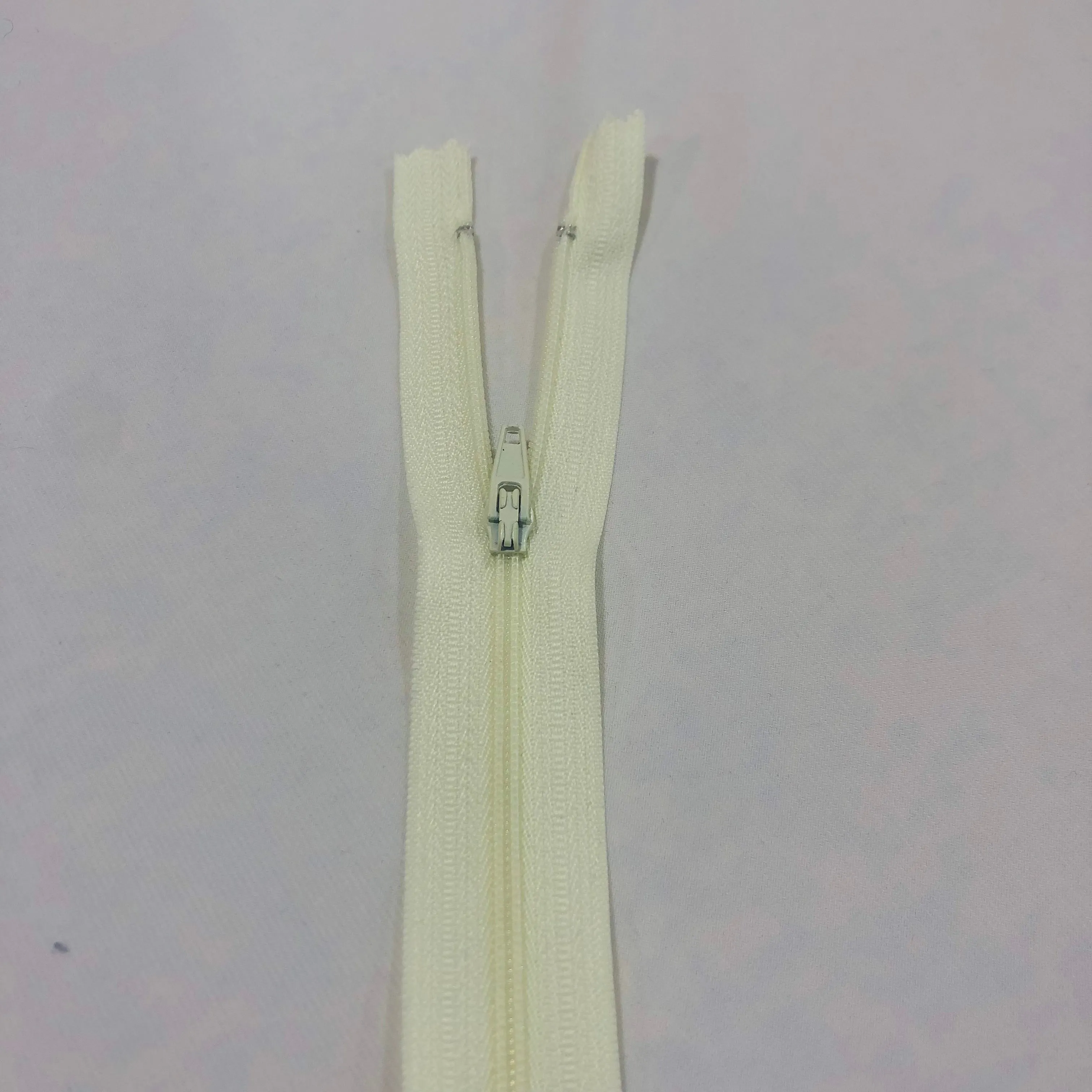 Vizzy Dress Zip - 15cm