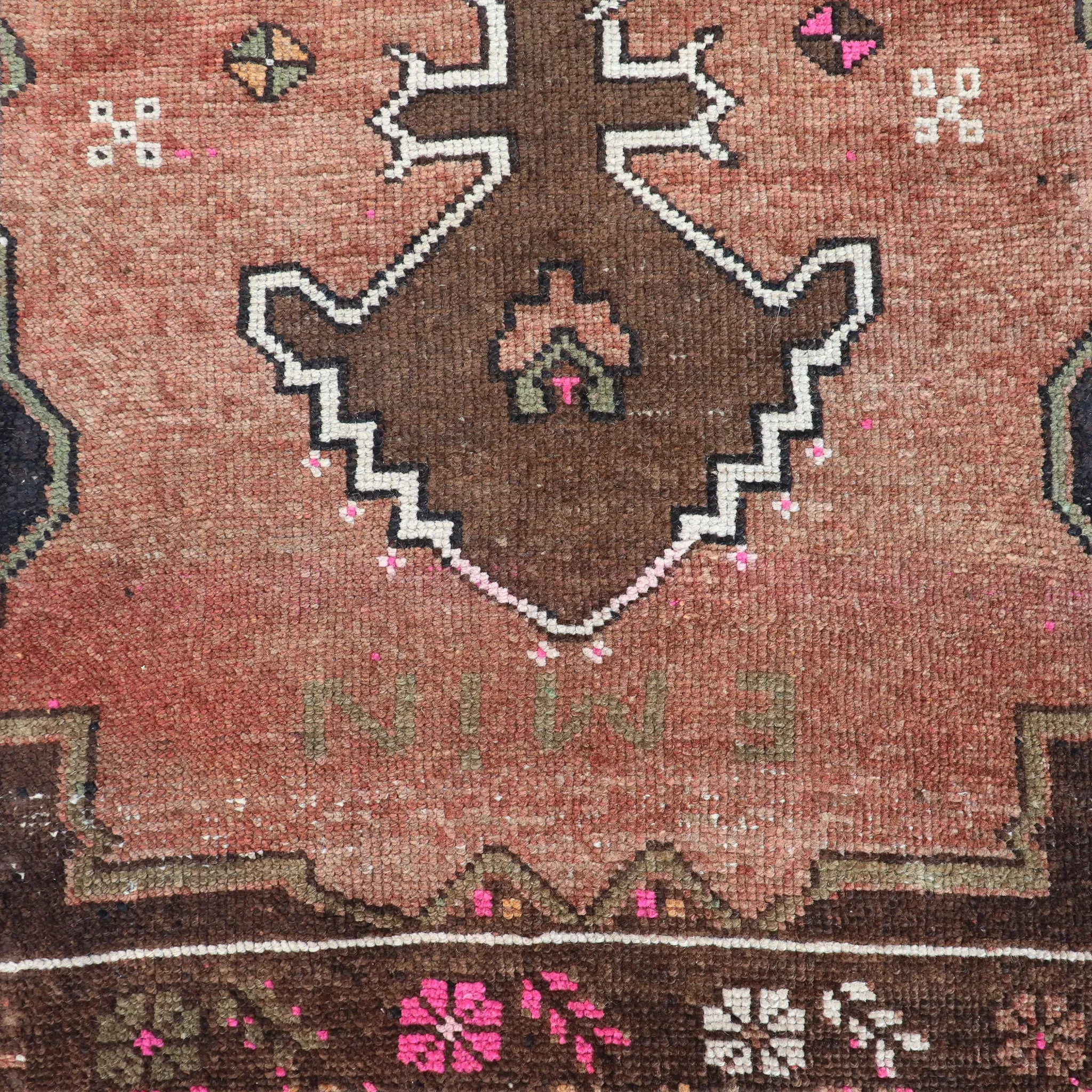 Z315 Handwoven Vintage Rug 2'11x12’7
