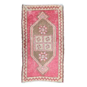 ZM145 Handwoven Vintage Rug 1’9x3’3